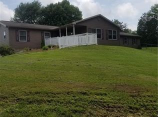 1214 Freeport Rd, Kittanning, PA 16201