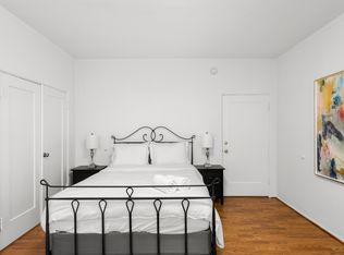 145 S Elm Dr #4, Beverly Hills, CA 90212