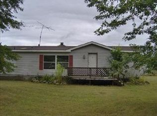 5597 Laraway Dr, Pullman, MI 49450