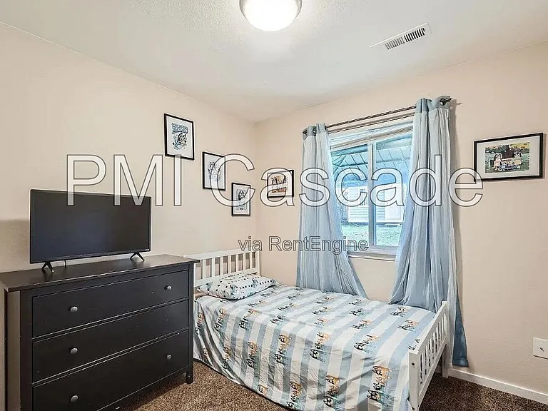 4001 48th Ave NE — Photo 13