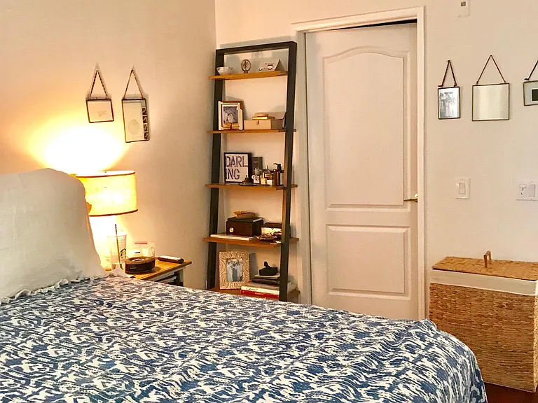 8349 Blackburn Ave #302 — Photo 282