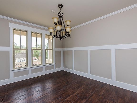 5th image of 474 Waterford Dr