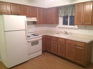 7 Oxford Ave, Melville, NY 11747