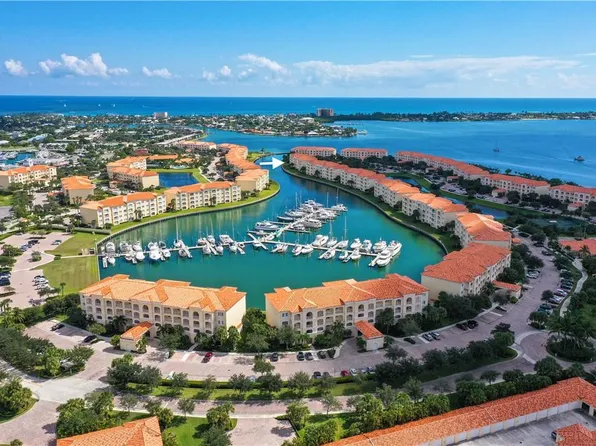 19 Harbour Isle Drive #106, Hutchinson Island, FL 34949