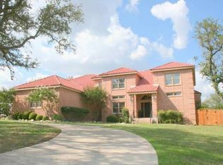 8545 Raintree Woods Dr, Fair Oaks Ranch, TX 78015