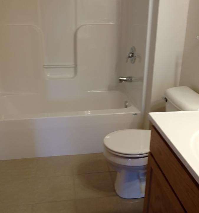 2nd image of 1775 Saddle Dr #1777