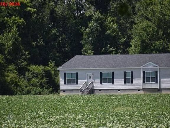 3rd image of 148 Shelsia Dr