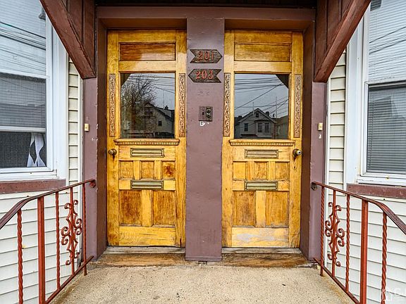 2nd image of 203 Watchung Ave