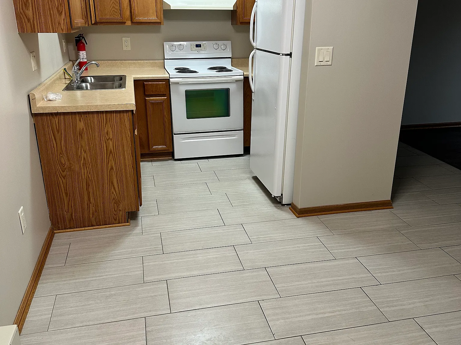 1 bed, 800 sqft, $1,180 — Photo 3