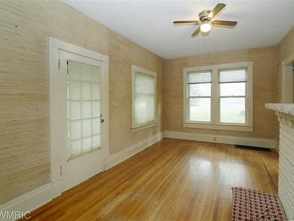 5th image of 601 N Gremps St