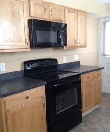 5th image of 3931 Washington Ave
