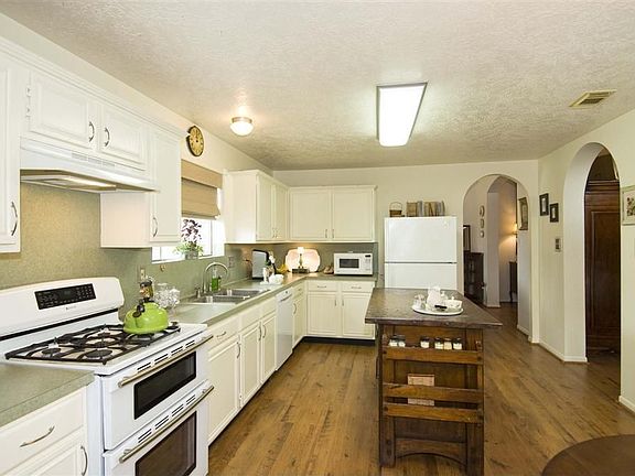 5th image of 11427 Autumn Chase Dr