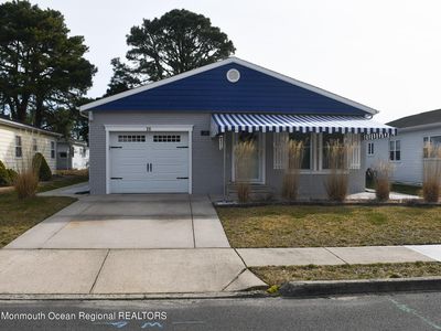 18 Calalou Court, Toms River, NJ, 08757