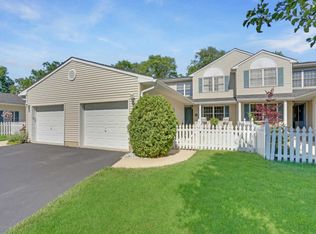 38 Cherrywood Cir #138, Brick, NJ 08724