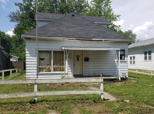 641 Nebeker St, Clinton, IN 47842