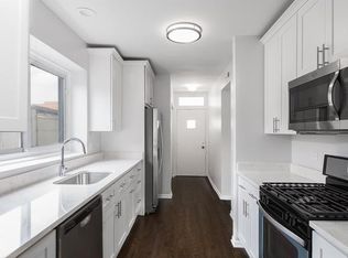 2720 W Winnemac Ave APT 1, Chicago, IL 60625