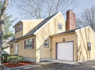 829 Ashbourne Ave, Lindenwold, NJ 08021