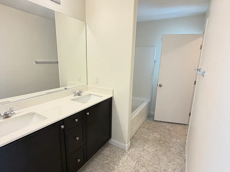 6070 Forest Archer Pl — Photo 28