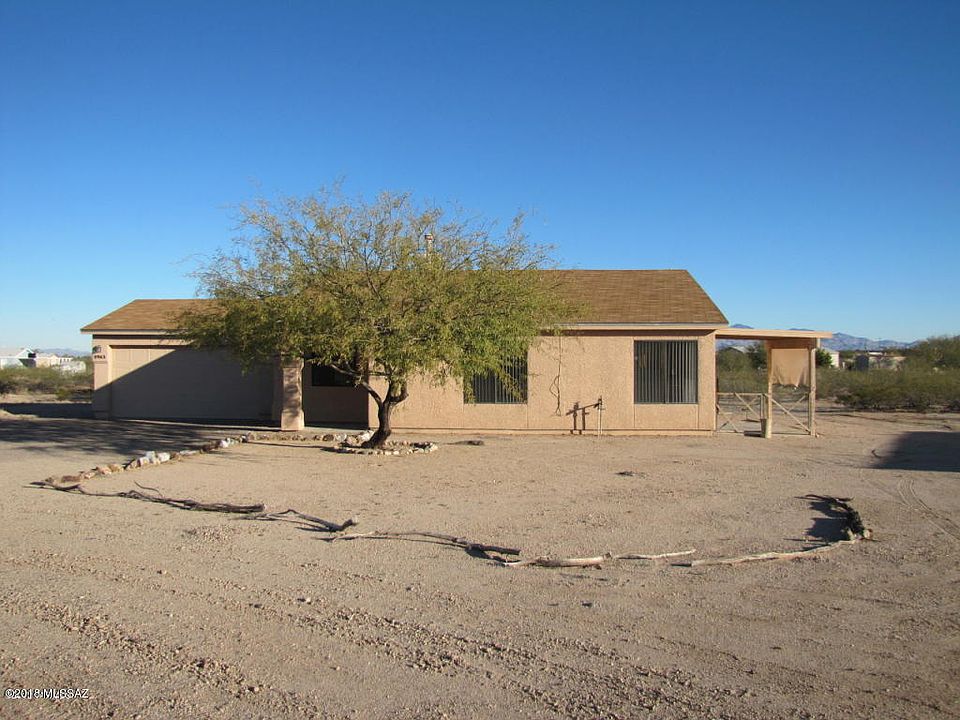 1st image of 5963 E Farmstead Dr