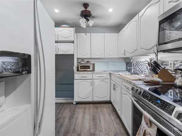 8220 SW 24th Street #4115, North Lauderdale, FL 33068