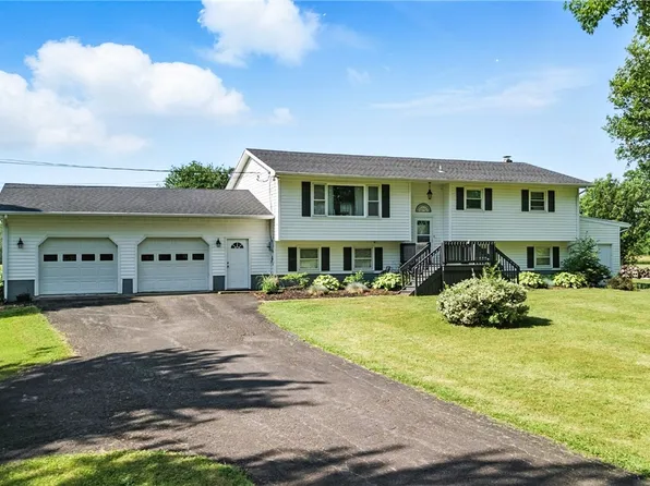 1292 Gassner Rd, Waterloo, NY 13165