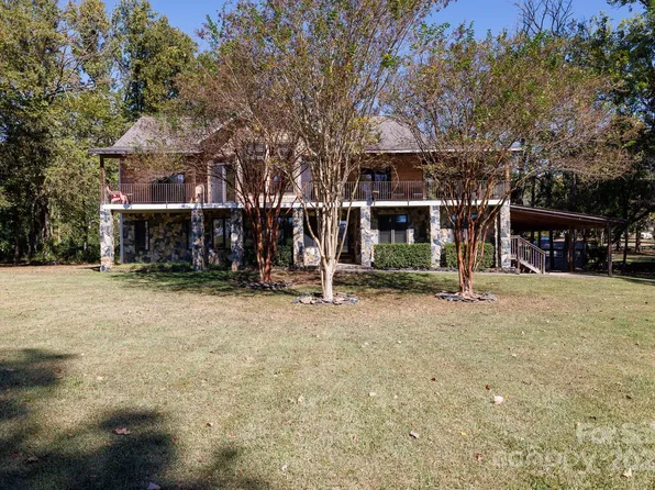 288 Fairway Cir, Rock Hill, SC 29730