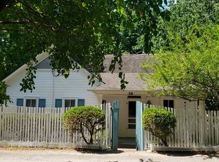 56 Vaughn St, Eureka Springs, AR 72632