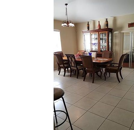 5th image of 3570 45th Ave NE