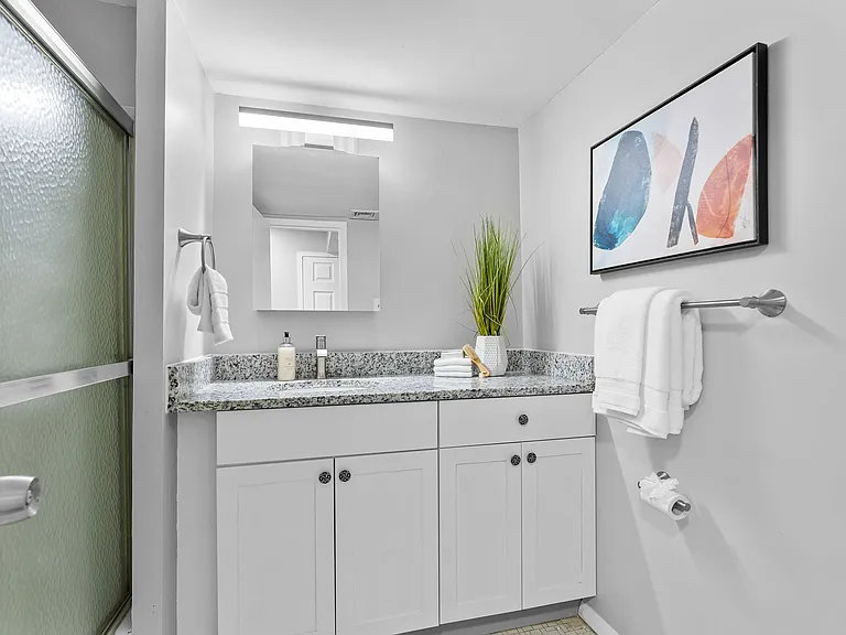 2618 Redcoat Dr #1B — Photo 15
