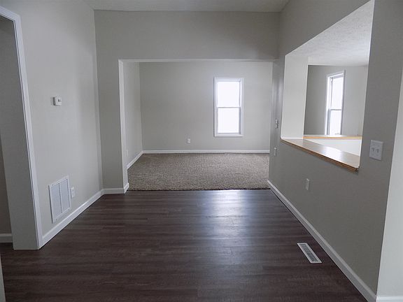 5th image of 825 Somerset Ave