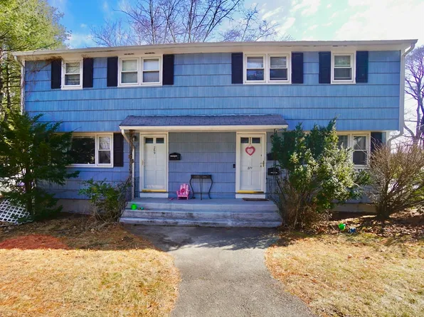 269-269 Cross St #271, Winchester, MA 01890