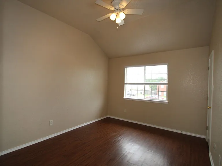 4206B Deek Dr — Photo 16