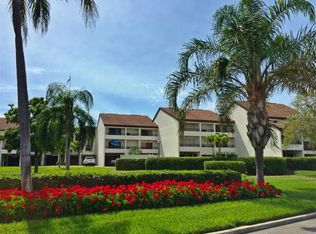 120 1st St E APT 106, Tierra Verde, FL 33715