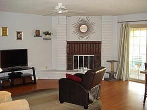 5th image of 8045 Glen Alta Way