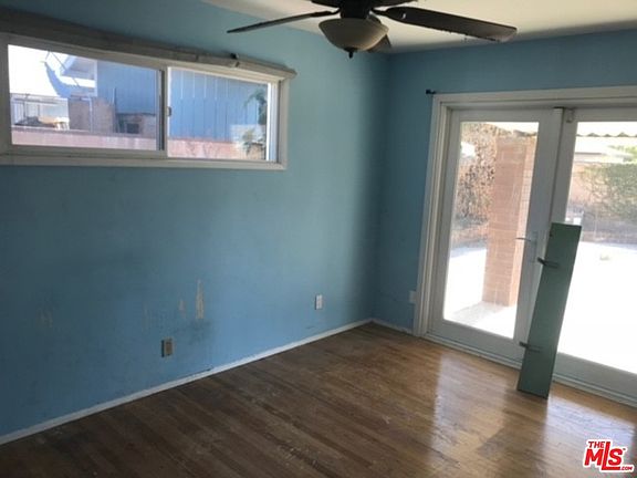 4th image of 1240 Swain St