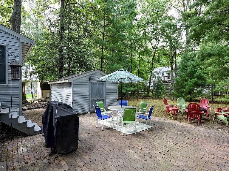 33179 Woodland Ct S — Photo 34
