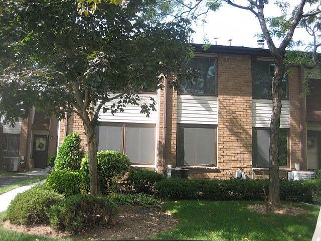 1st image of 607-D Laconia Ave #607D