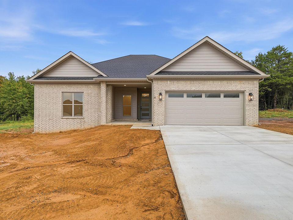 1st image of 4 Camelot Ct