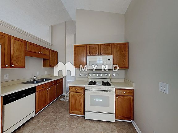 Tile kitchen
