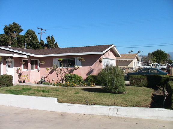 4th image of 1031 Sandia Ave