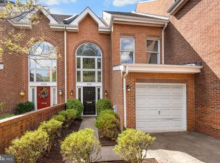 2720 Kenwood Ave, Alexandria, VA 22302