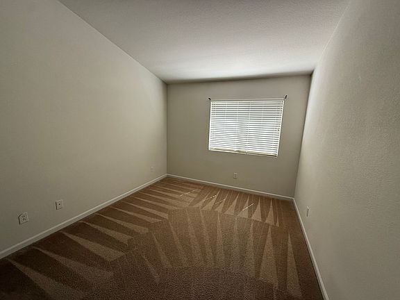 2nd image of 3165 Poppy St
