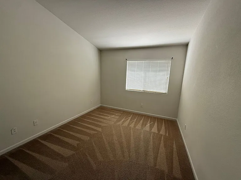 3165 Poppy St — Photo 2