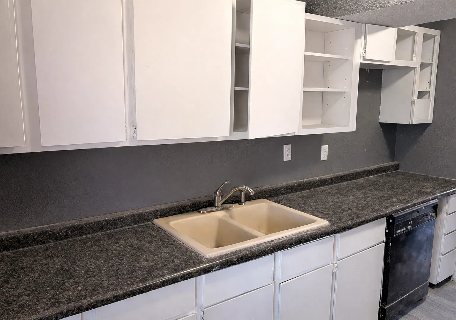 35 Osage Ave. — Photo 2