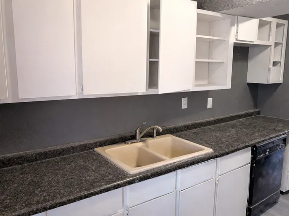 35 Osage Ave, 35 Osage Ave #27, Hanover, IL 61041