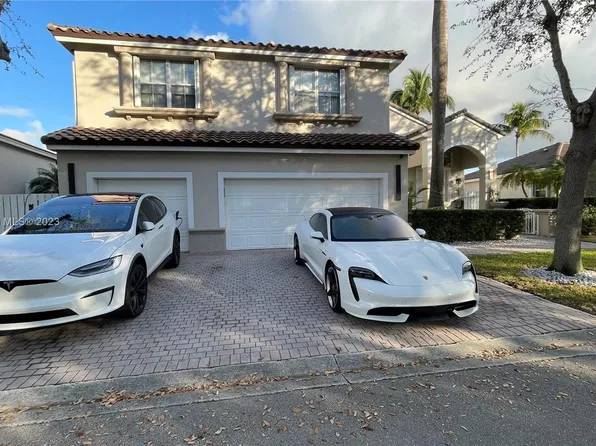 3281 SW 53rd St, Fort Lauderdale, FL 33312