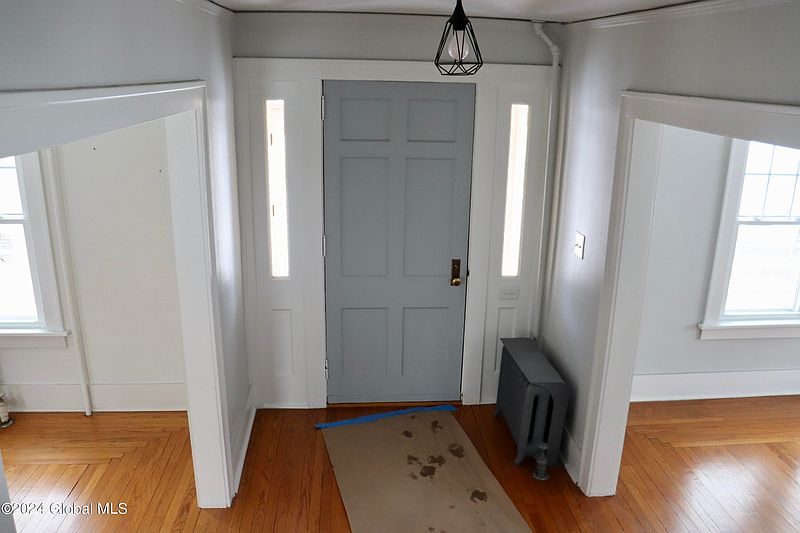 3rd image of 1448 Myron Street
