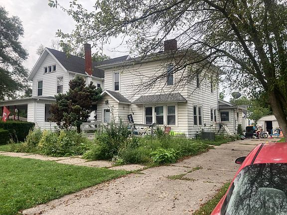2nd image of 116 S Main St