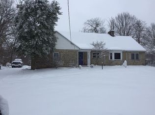 5458 Kenridge Dr, Cincinnati, OH 45242