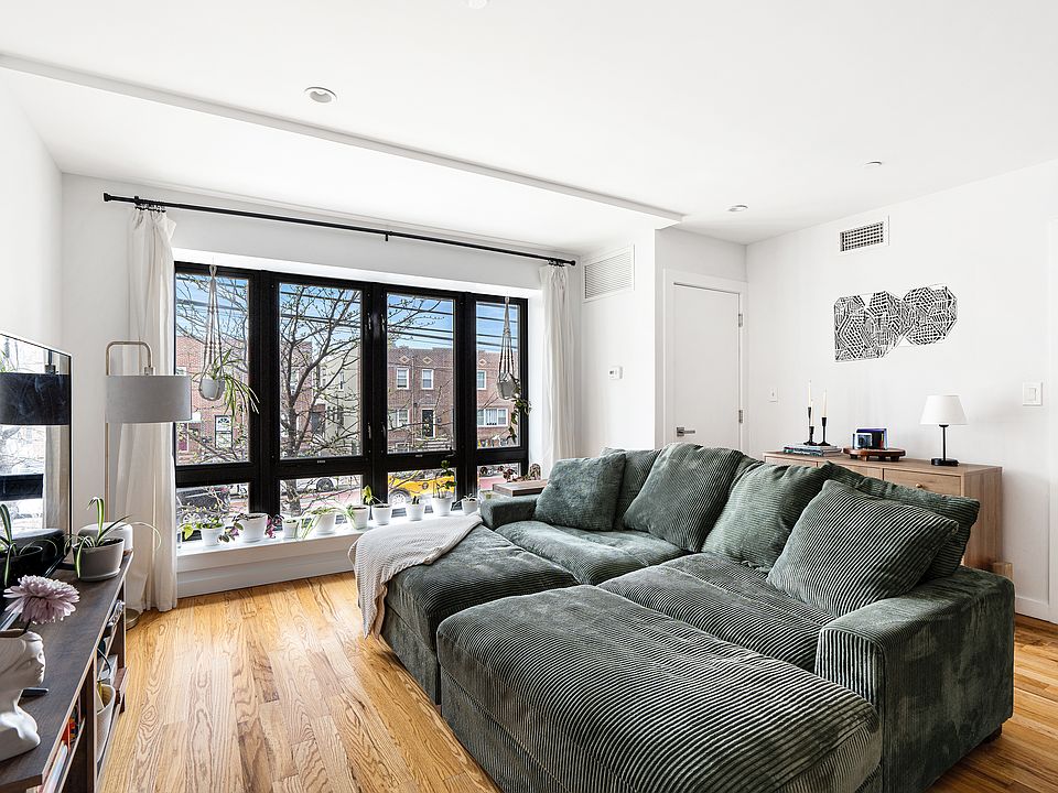 1st image of 30-25 21st St #2-A